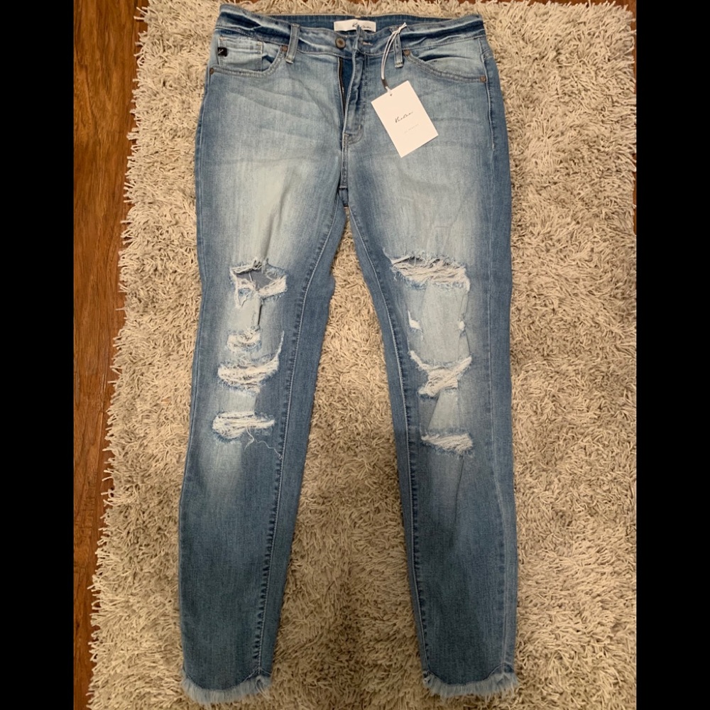 KanCan distressed Jean